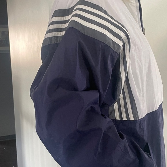adidas Men’s White and Navy Colorblock Windbreaker - Picture 2 of 5